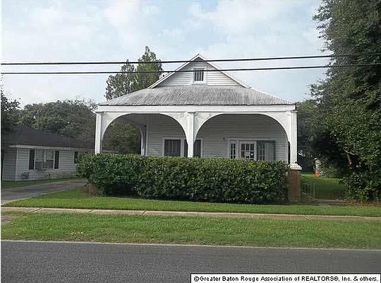 1st image of 810 Mississippi St