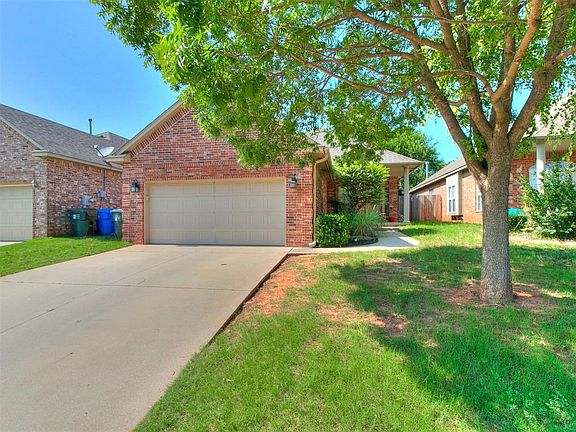 2nd image of 1225 Cedar Creek Dr