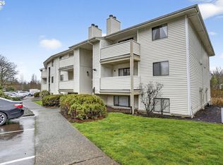 11044 SW Greenburg Rd APT 321, Tigard, OR