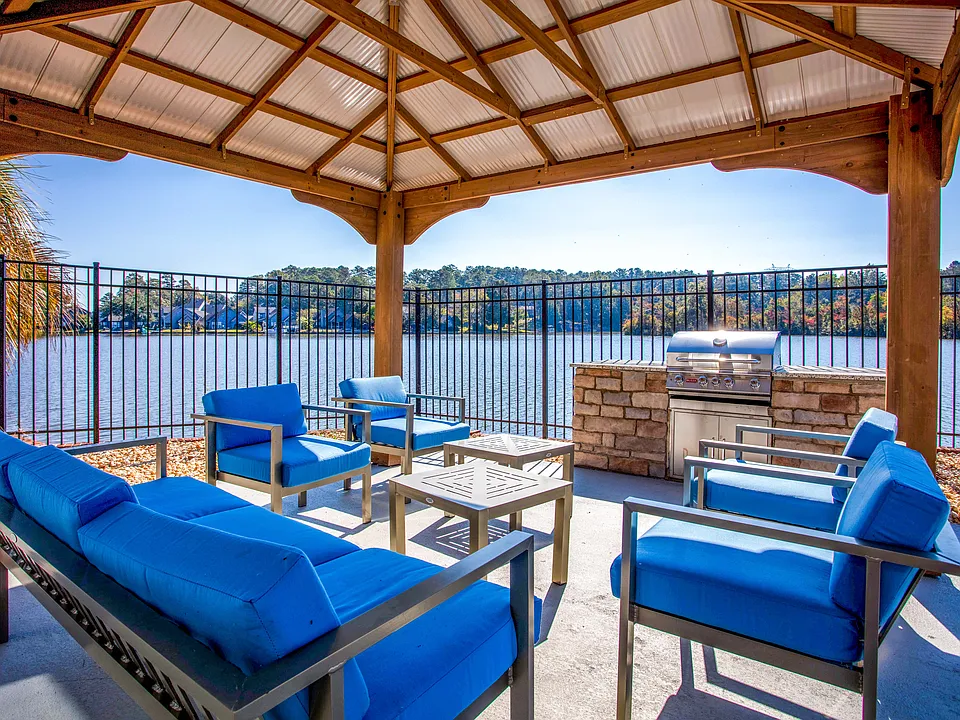 Castaways at Hidden Harbor Apartment Homes