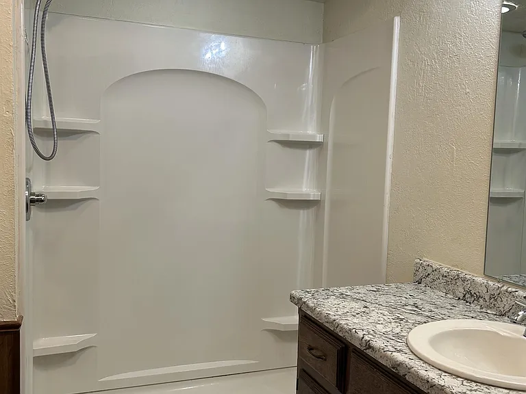 214 Falcon Ct — Photo 21