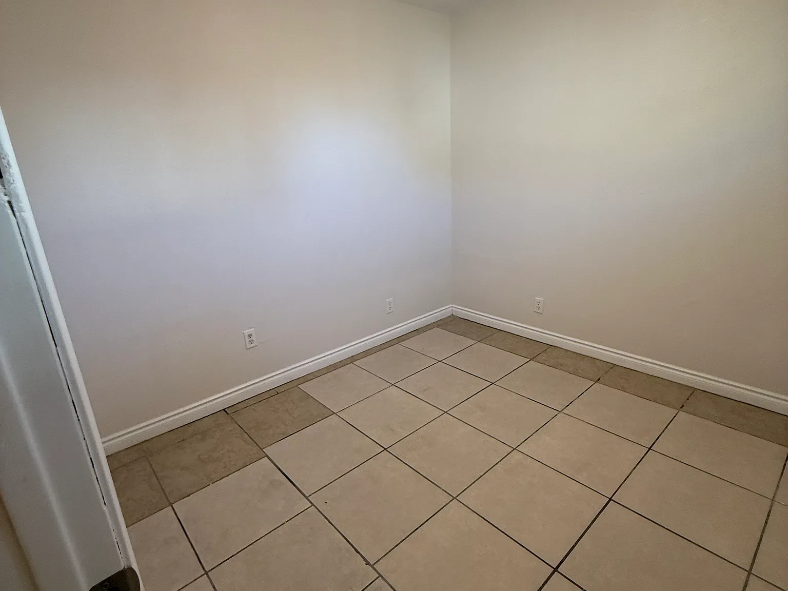 1 bed, 600 sqft, $1,100 — Photo 4