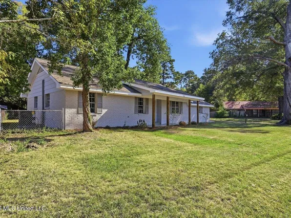 3423 Patterson Dr, Pearl, MS 39208