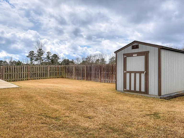 1030 Swan Ct — Photo 12