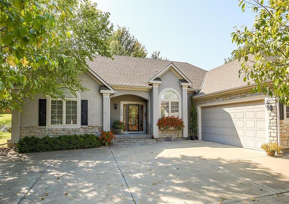 1st image of 110 Shoreline Dr