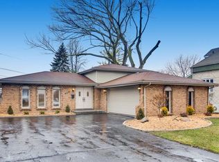 16528 S Park Ave, South Holland, IL 60473