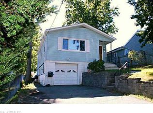 16 Midwood Rd, Milford, CT 06460