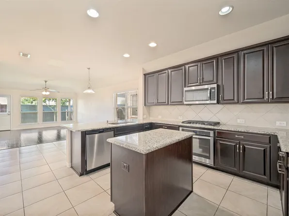 2671 Calmwood Dr, Little Elm, TX 75068