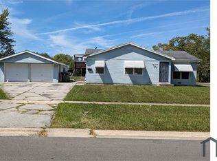 1044 Abbot Ln, University Park, IL