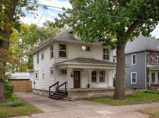 824 Edwardsburg Ave, Elkhart, IN 46514