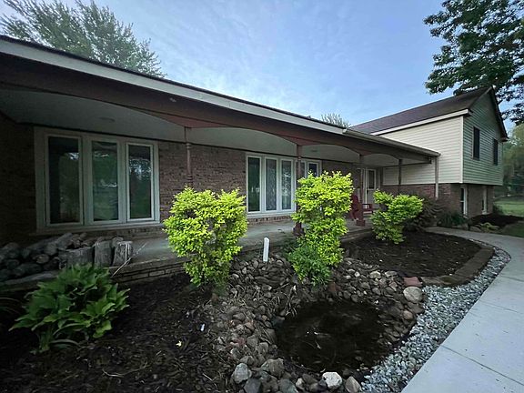 2nd image of 13775 Mesmer Rd