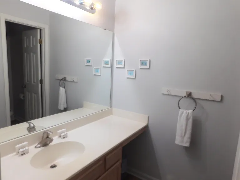521 White River Dr #21F — Photo 15
