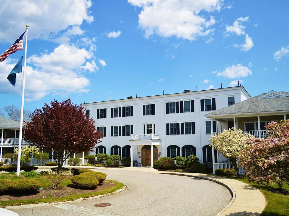 1st image of 106 Farragut Way Unit 138