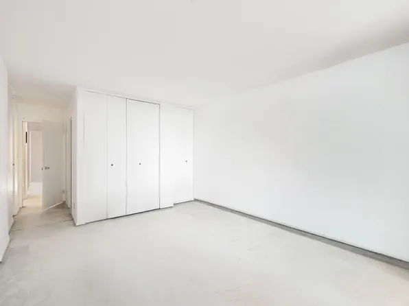 555 Main Street image 5 of 13