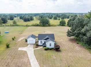 788 Middle Rd S, Leesburg, GA 31763