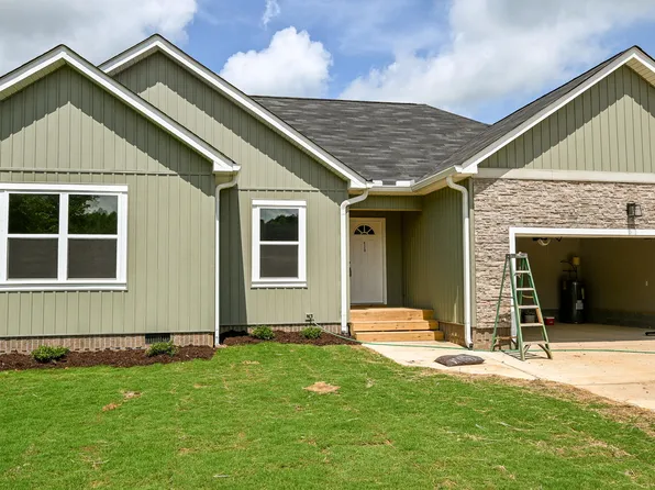 620 County Road 213, Athens, TN 37303