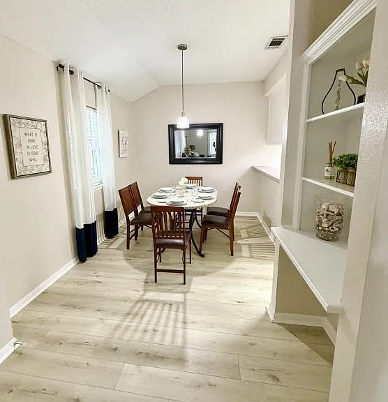 1606 Bagby Ave #A — Photo 5