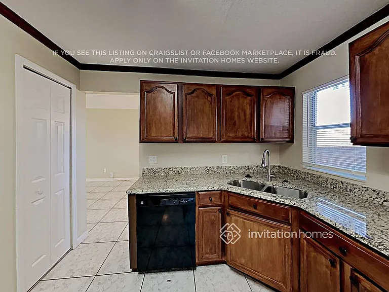 700 McLean Ct — Photo 12