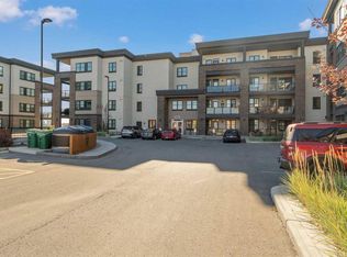 80 NE Greenbriar Pl NW #2204, Calgary, AB T3B 6J4