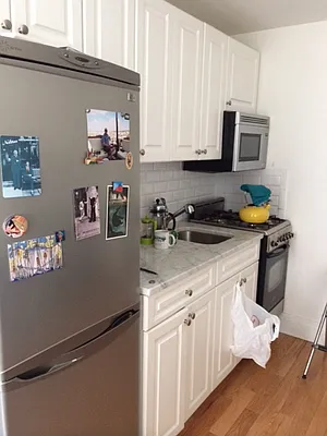 Rented by Manhattan Residential Group | media 38