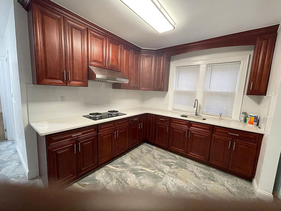1st image of 154-23 64th Ave Floor 1