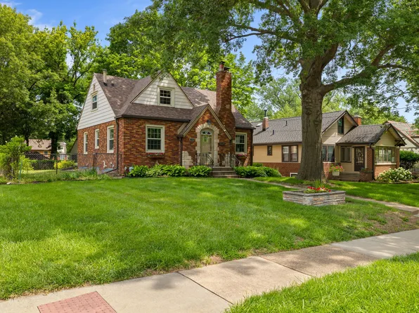 1305 Creston Ave, Des Moines, IA 50315