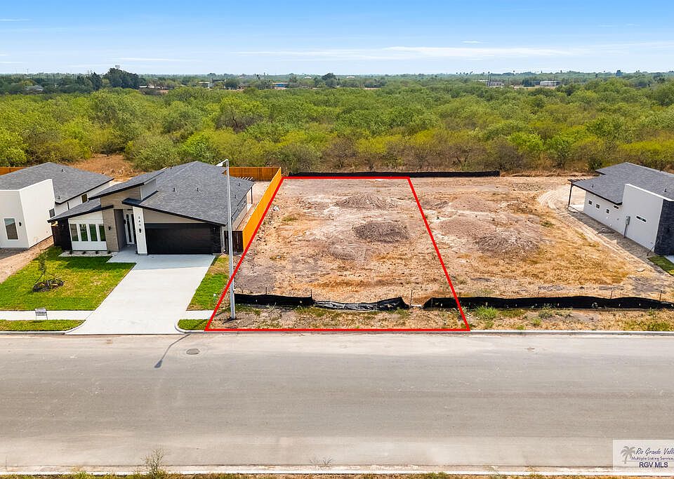 1st image of 336 Liberty Cir