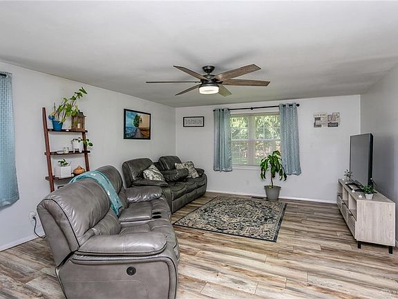 3rd image of 4030 Poston Dr