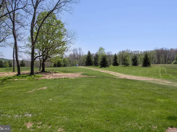 6324 Pidcock Creek Rd, New Hope, PA 18938
