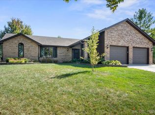 294 Berwick Dr, Aurora, IL