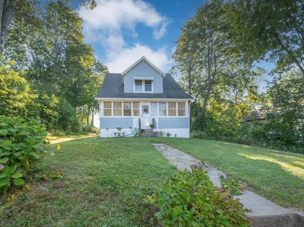 20 High Street, Plymouth, CT 06786