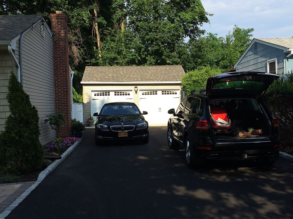 2nd image of 11 Woodruff Ct