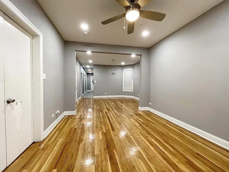 2327 N Harding Ave #2 — Photo 3
