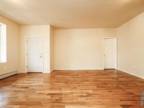 5th image of 9134 Bedell Ln