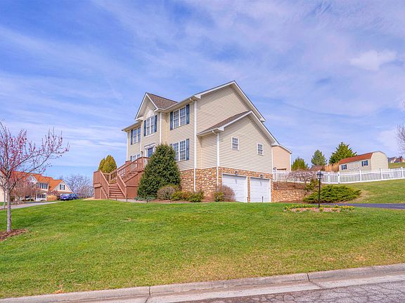 3rd image of 735 George Edward Via