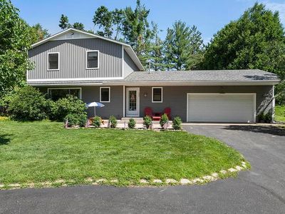 540 W Summit St, Harbor Springs, MI, 49740
