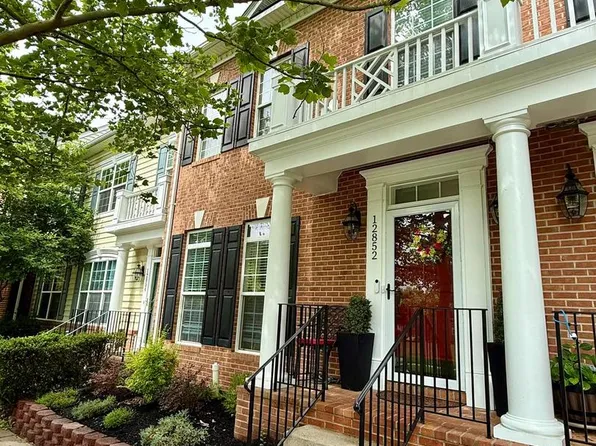 12852 Marblestone Dr, Woodbridge, VA 22192