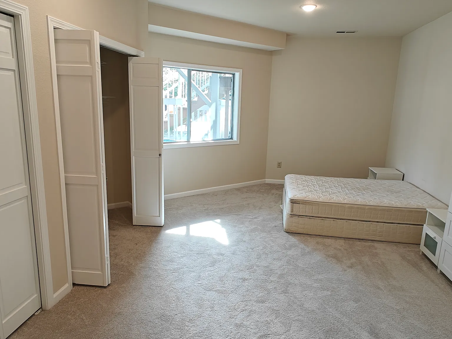 4522 Kennedy Rd NE — Photo 4