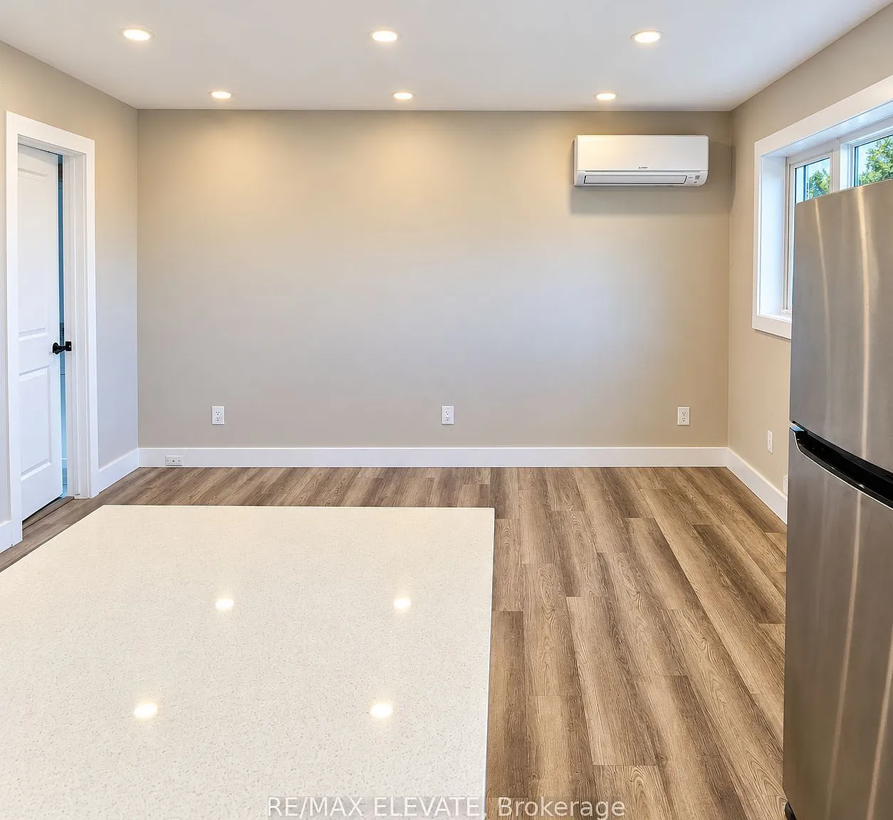 2 bed, $2,000 — Photo 3