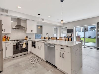 197 Griffith St, Jersey City, NJ, 07307