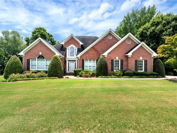 3885 Lake Juliette Dr, Buford, GA 30519