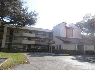 3396 Foxcroft Rd APT 103, Hollywood, FL 33025