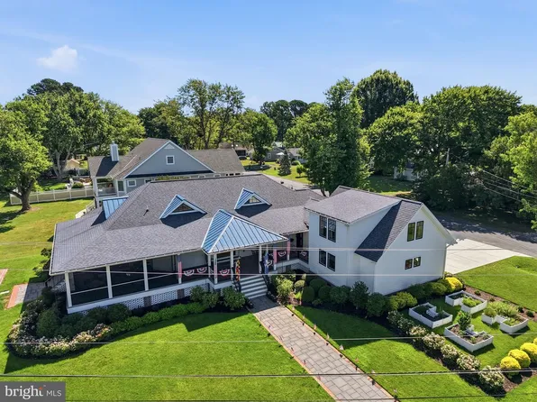 303 Manor St, Saint Michaels, MD 21663