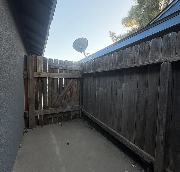 4076 W San Bruno Ave — Photo 14