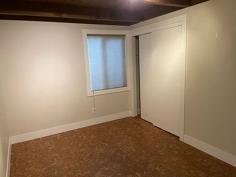 680 Taylor Way — Photo 10