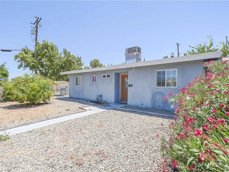 38898 Ocotillo Dr — Photo 2