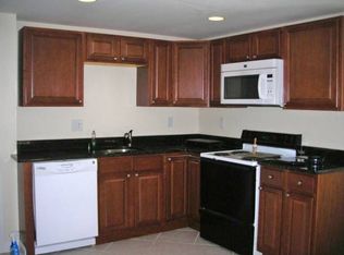 39 Gilbert St, Framingham, MA 01702