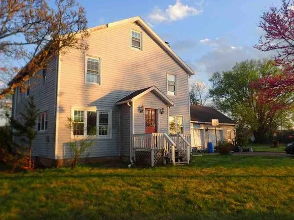 1198 E Penn St, Muncy, PA 17756