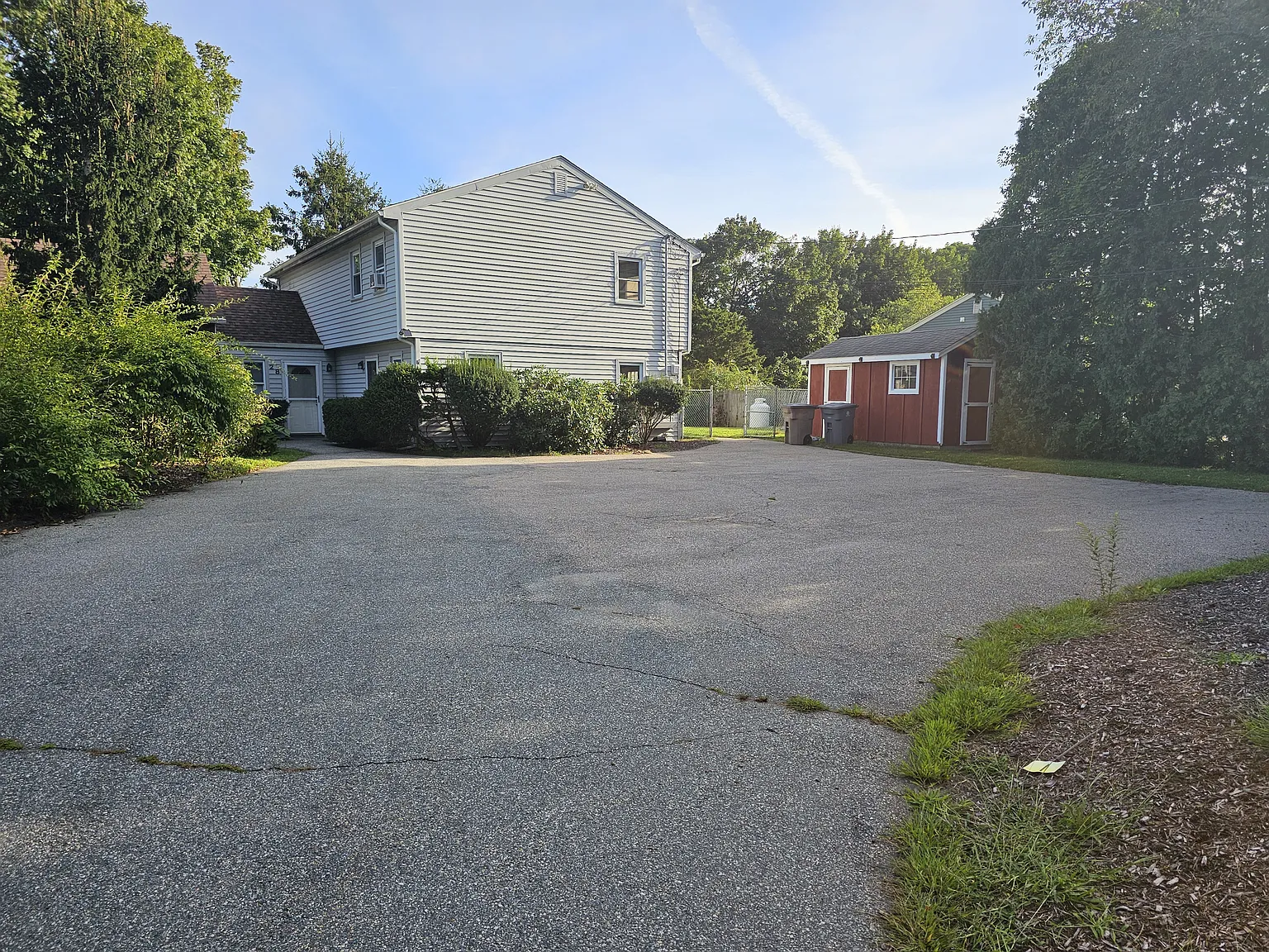 2 bed, 1100 sqft, $2,200 — Photo 2