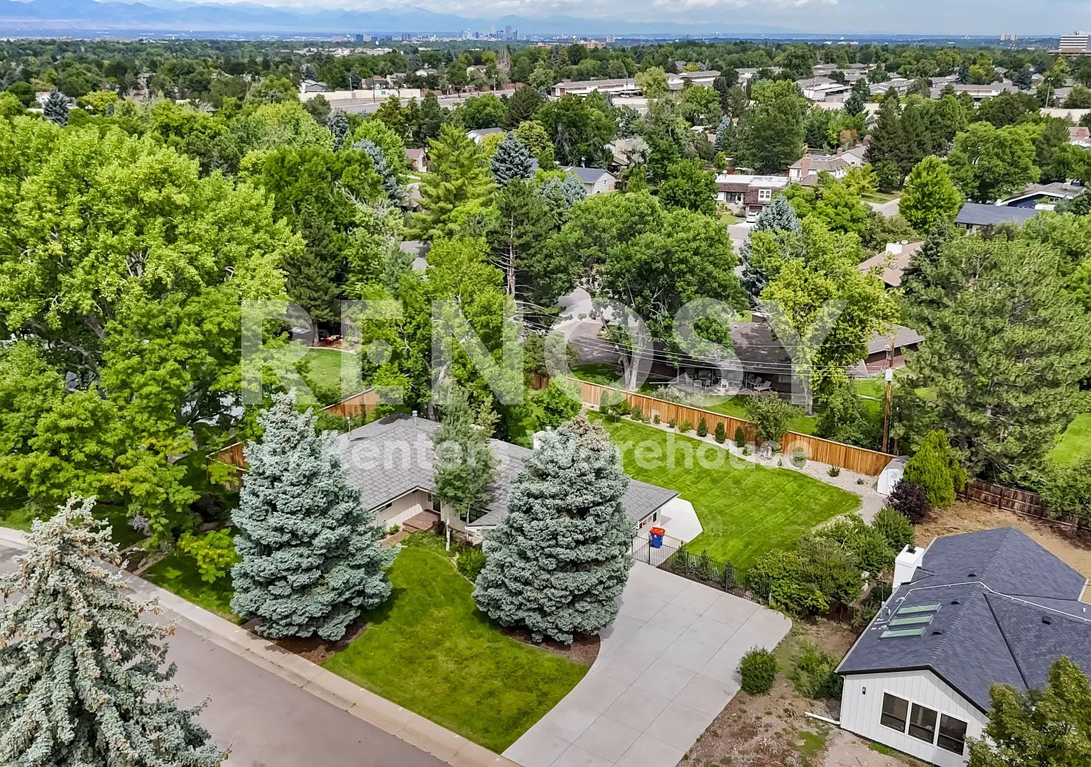 5 Bed 3 Bath In Greenwood Village Colorado | Available Now — Photo 2